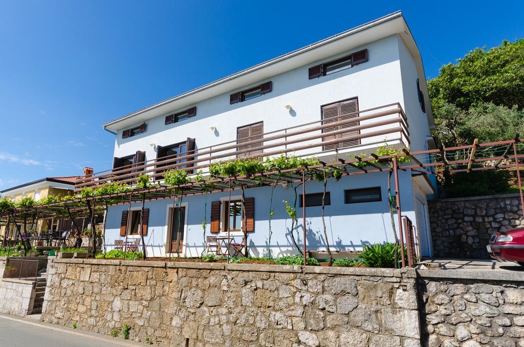 Apartments Milan Medveja Exterior foto